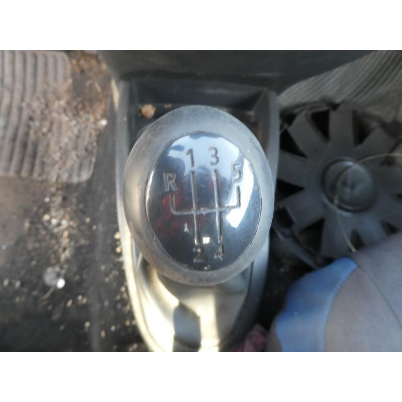 Air bag conducteur RENAULT TWINGO 2 Photo n°12