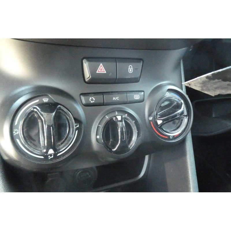 Commande chauffage PEUGEOT 208 1 Photo n°9