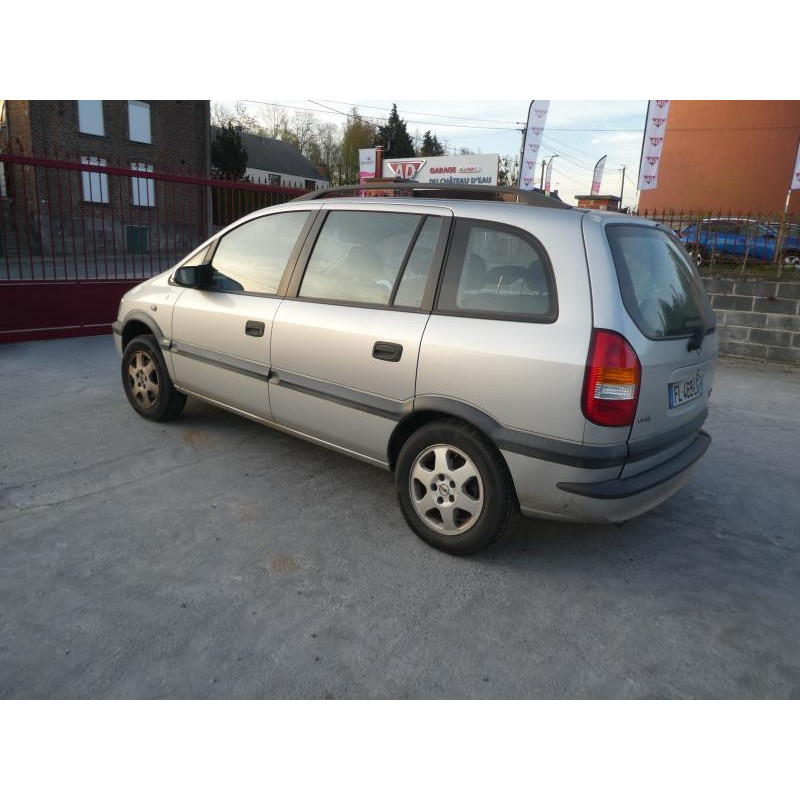 Ceinture avant droit OPEL ZAFIRA A Photo n°4