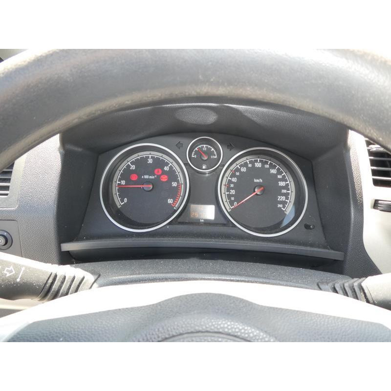 Compteur OPEL ZAFIRA B Photo n°11