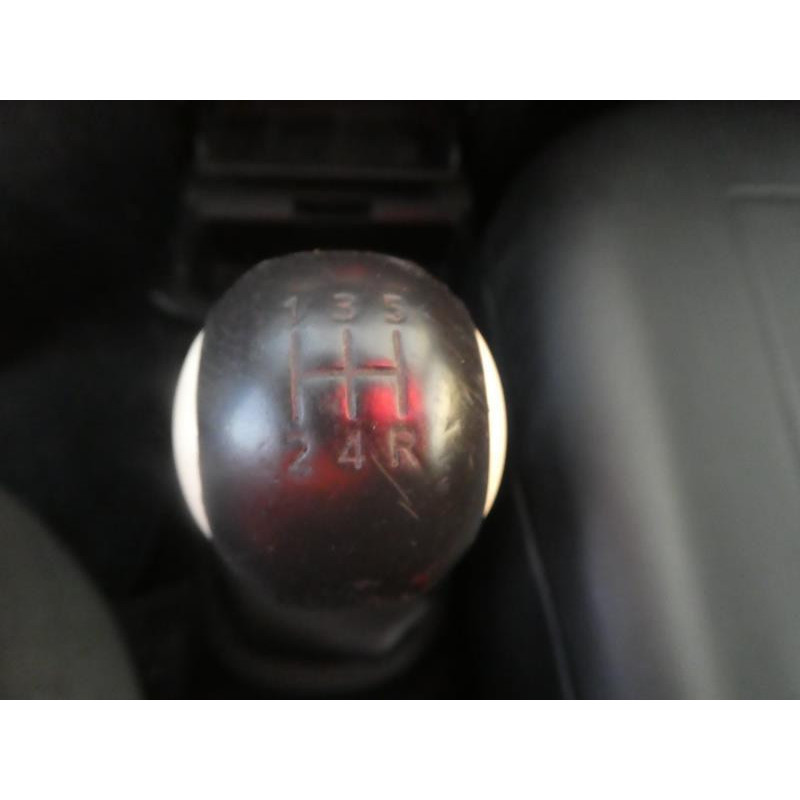 Calandre droite NISSAN MICRA 3 Photo n°9