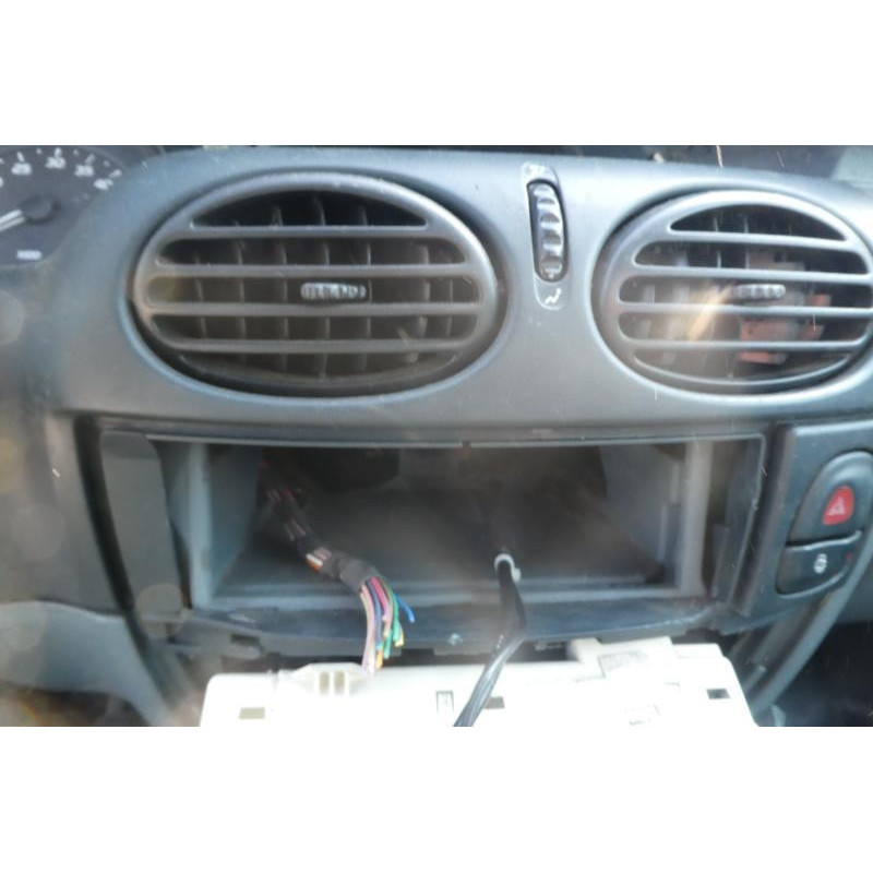 Serrure arriere droit RENAULT MEGANE 1 Photo n°9