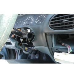 Serrure arriere droit RENAULT MEGANE 1