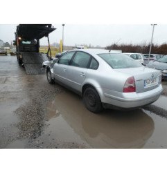 Pretensionneur de ceinture avant droit VOLKSWAGEN PASSAT 4