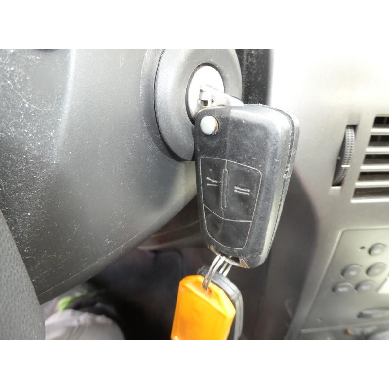 Porte avant droit OPEL ASTRA H Photo n°15