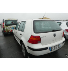 Pretensionneur de ceinture avant gauche VOLKSWAGEN GOLF 4