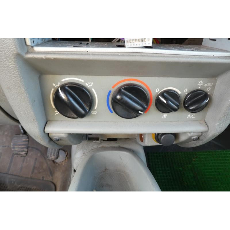 Pare choc avant RENAULT KANGOO 1 Photo n°10