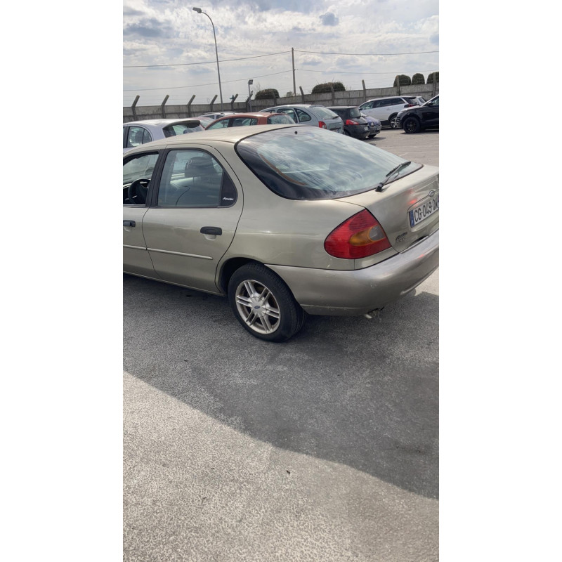 Compteur FORD MONDEO 1 Photo n°8