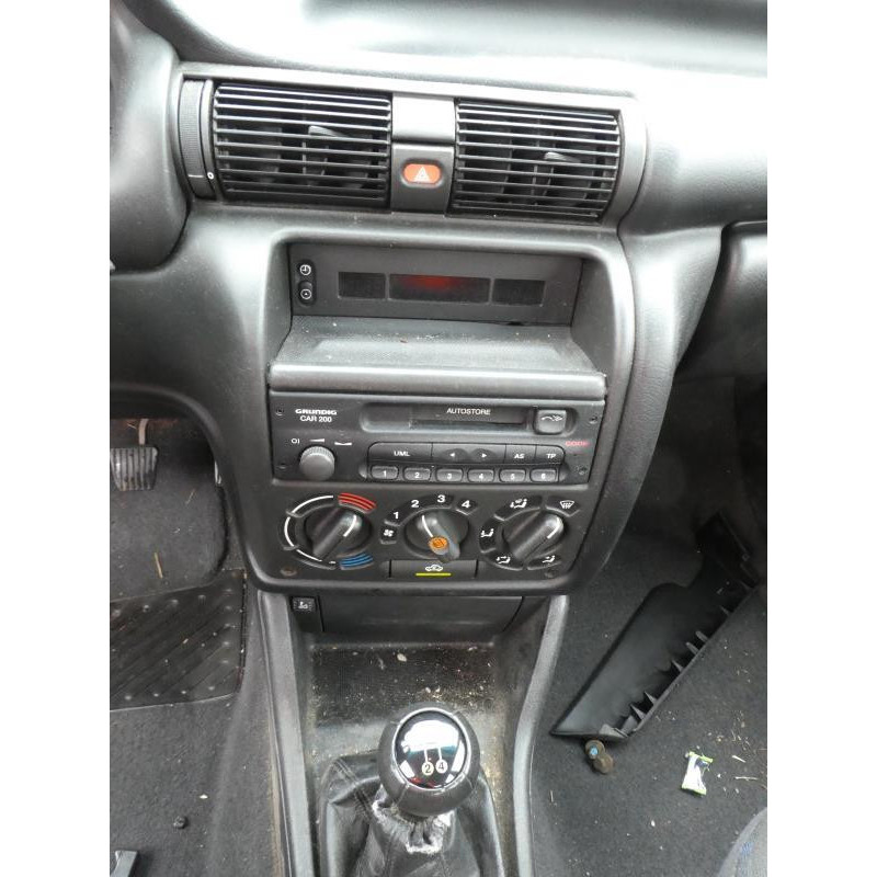 Capot OPEL ASTRA F Photo n°6