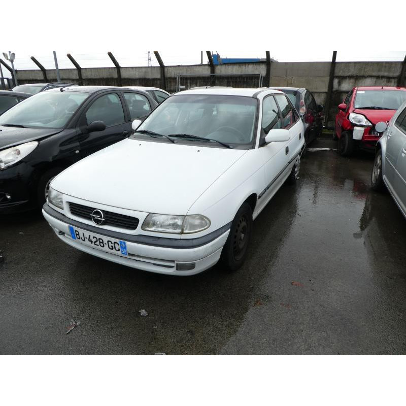 Capot OPEL ASTRA F Photo n°8