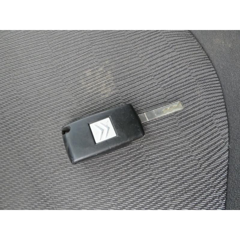Attache ceinture arriere droit CITROEN C3 1 Photo n°7