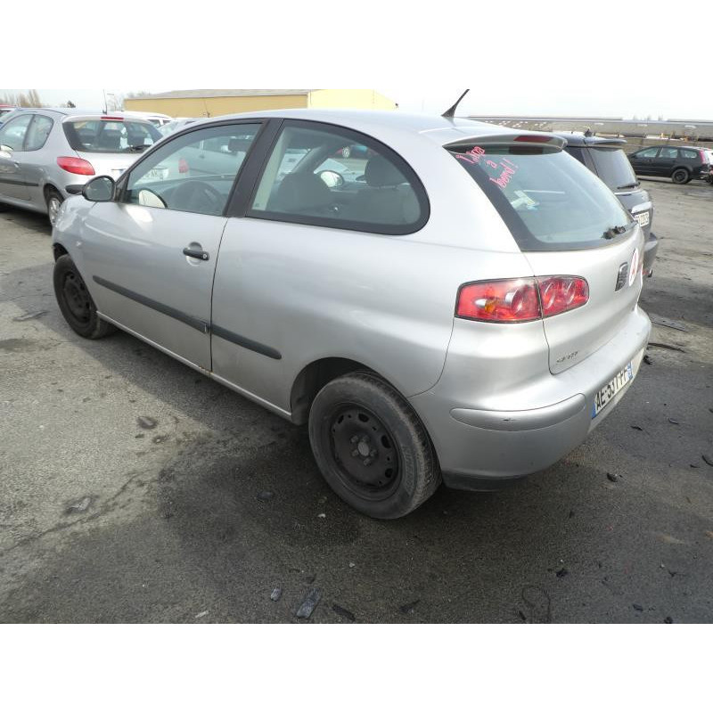Moteur essuie glace arriere SEAT IBIZA 3 Photo n°10