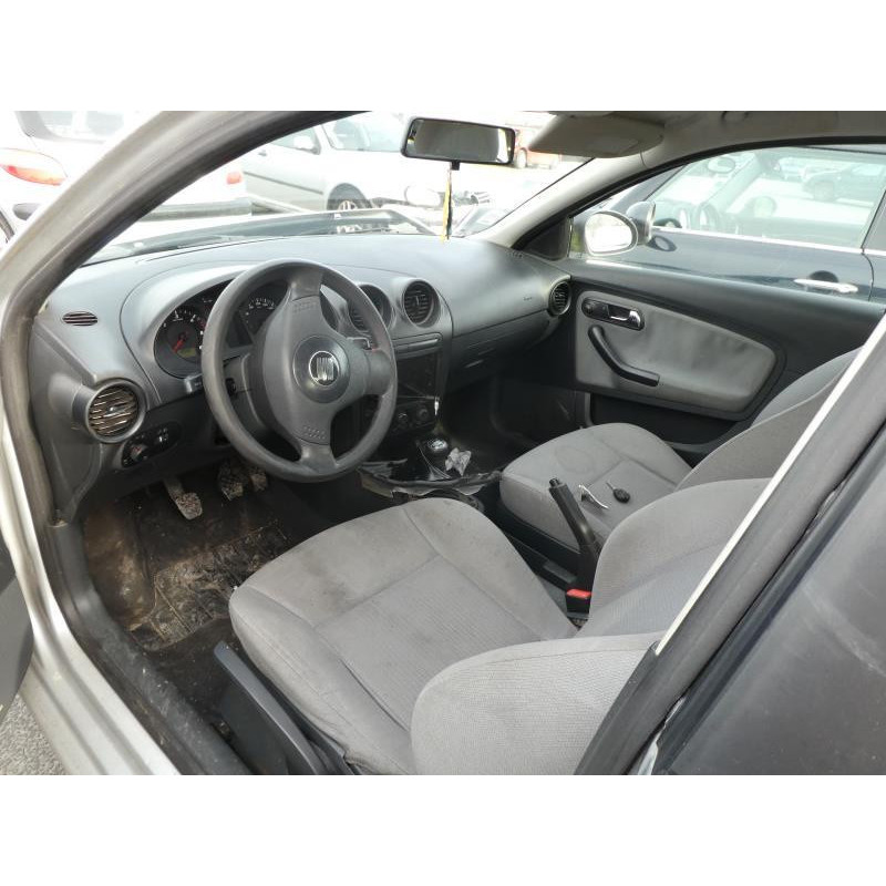 Moteur essuie glace arriere SEAT IBIZA 3 Photo n°12