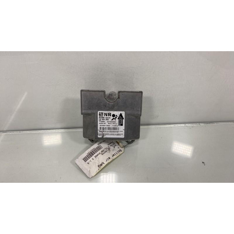 Boitier air bag OPEL ASTRA H Photo n°1