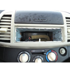 Verin de coffre NISSAN MICRA 3