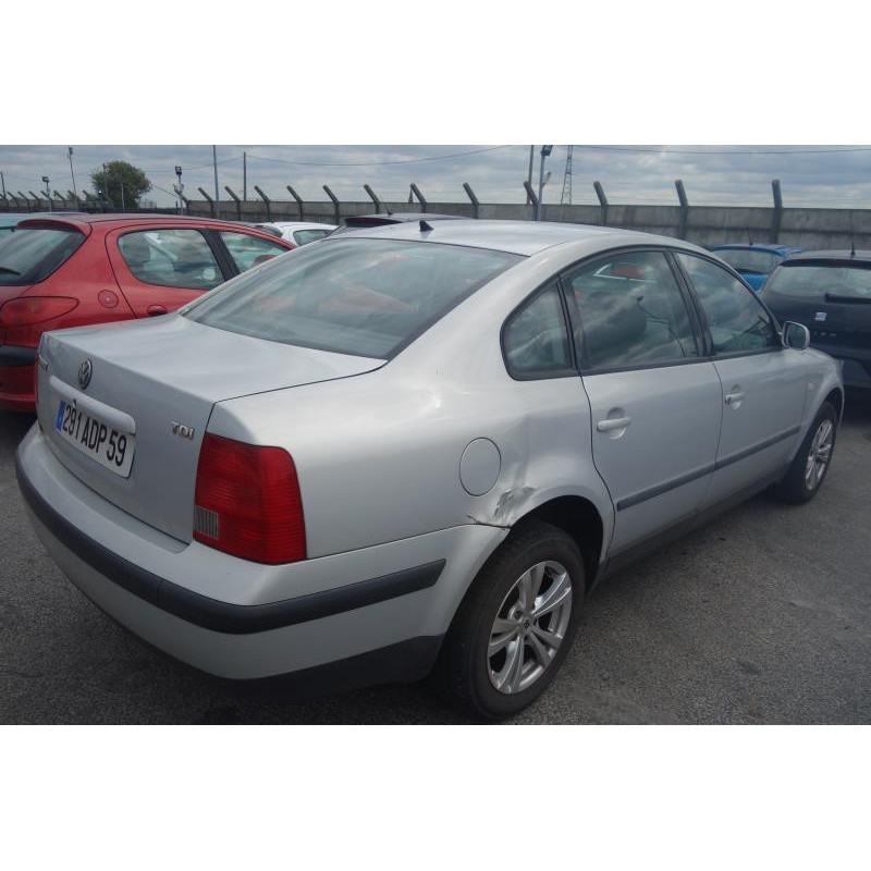 Porte arriere gauche VOLKSWAGEN PASSAT 4 Photo n°6