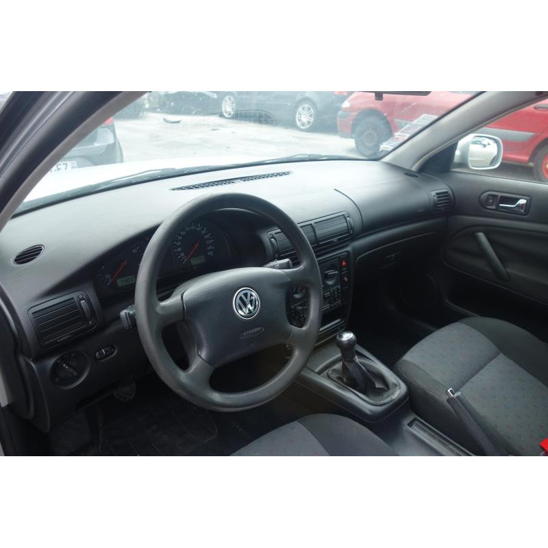 Porte arriere gauche VOLKSWAGEN PASSAT 4 Photo n°8