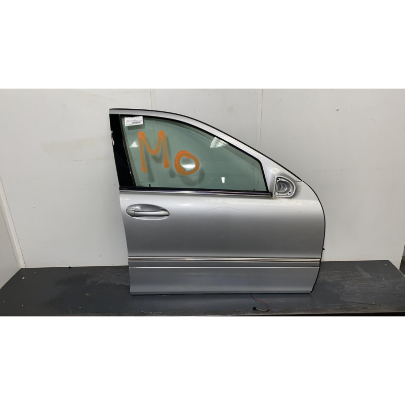 Porte avant droit MERCEDES CLASSE C 203 Photo n°2