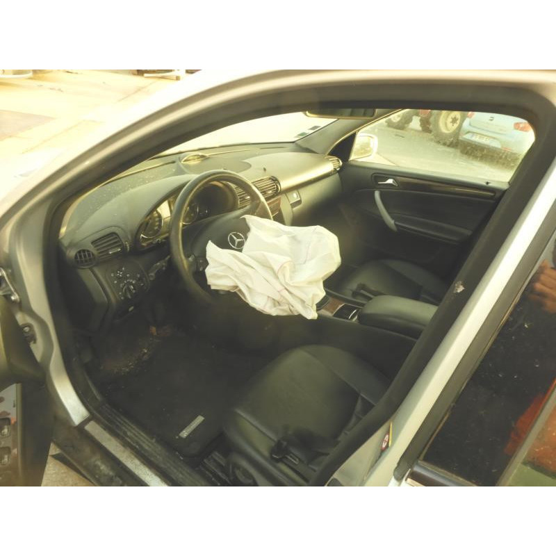 Bouton de warning MERCEDES CLASSE C 203 Photo n°7