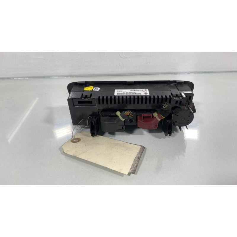 Commande chauffage VOLKSWAGEN POLO 5 Photo n°1