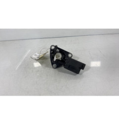 Bouton de coffre DACIA DUSTER 1