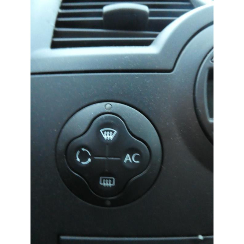 Pompe à carburant RENAULT MEGANE 2 Photo n°10