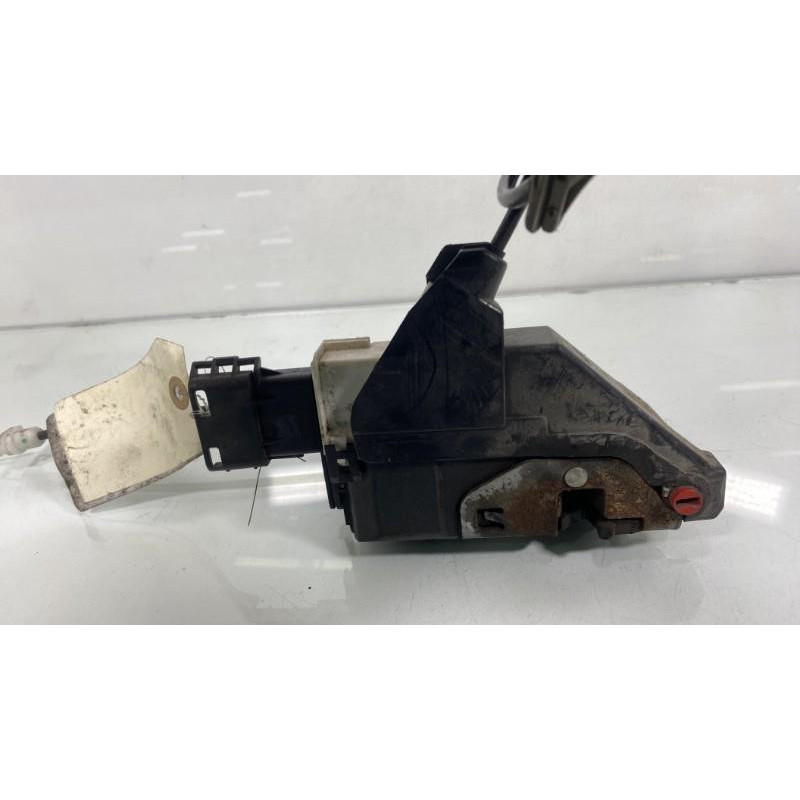 Serrure arriere droit CITROEN C3 2 Photo n°2