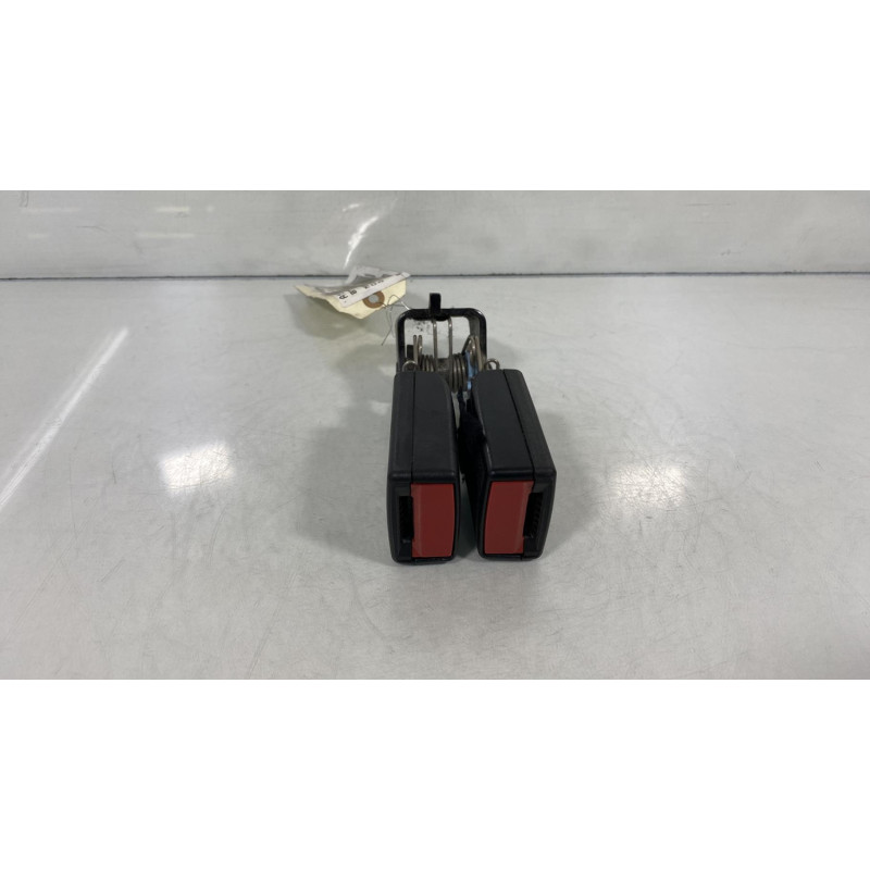 Attache ceinture arriere droit MERCEDES CLASSE E 211 Photo n°2