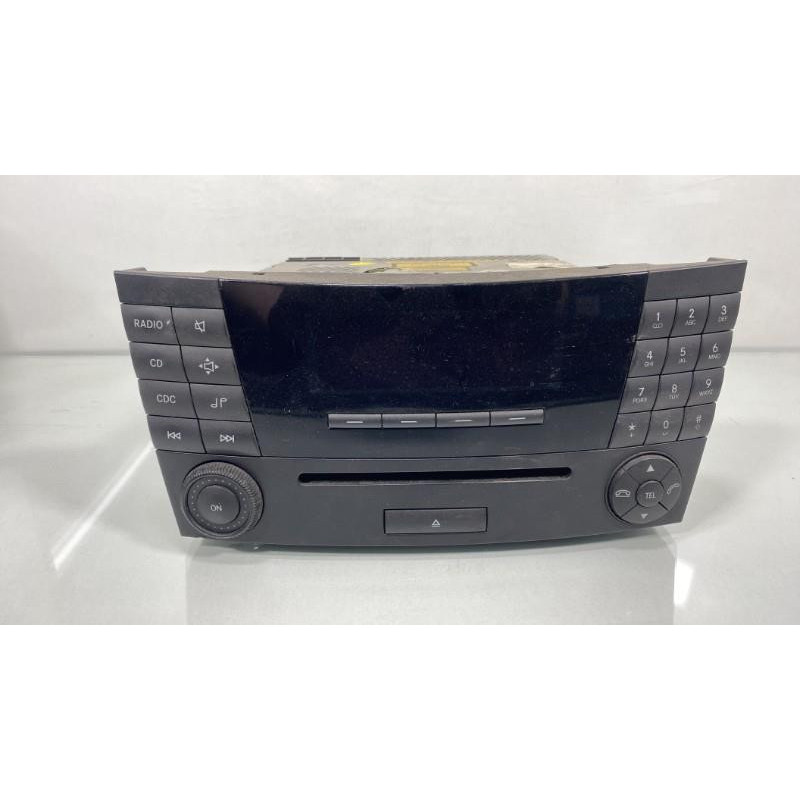 Autoradio d'origine MERCEDES CLASSE E 211 Photo n°3