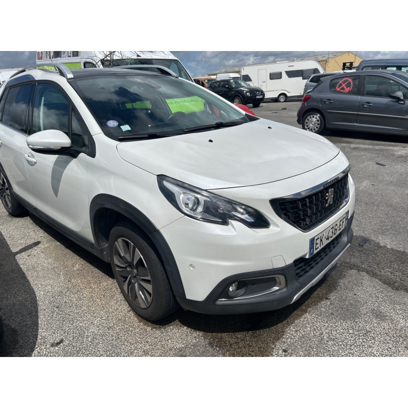 PEUGEOT 2008 1 PHASE 1 1.2 PURETECH - 12V TURBO Photo n°2