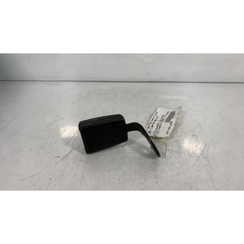 Attache ceinture arriere droit VOLKSWAGEN EOS Photo n°2
