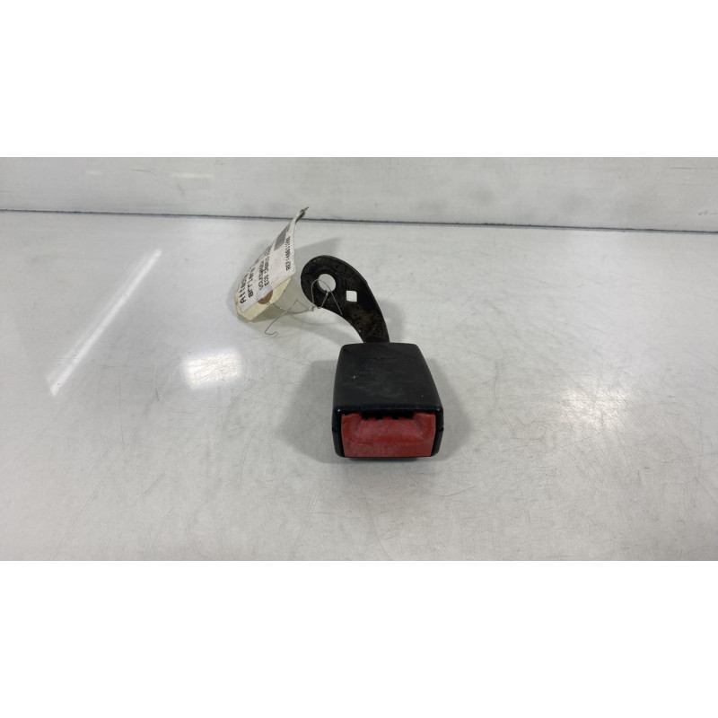 Attache ceinture arriere gauche VOLKSWAGEN EOS Photo n°2