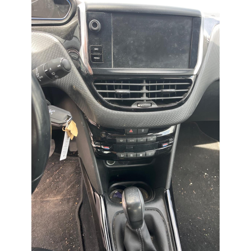 PEUGEOT 2008 1 PHASE 1 1.2 PURETECH - 12V TURBO Photo n°17