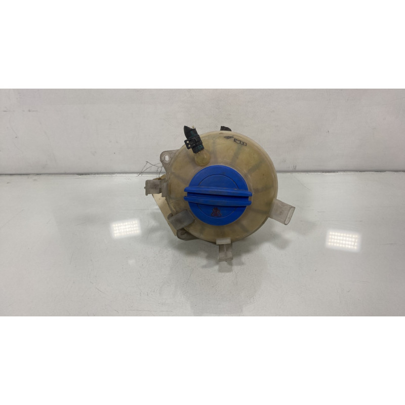 Vase d'expansion VOLKSWAGEN EOS Photo n°1
