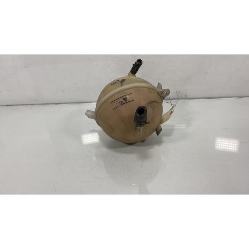 Vase d'expansion VOLKSWAGEN EOS Photo n°3