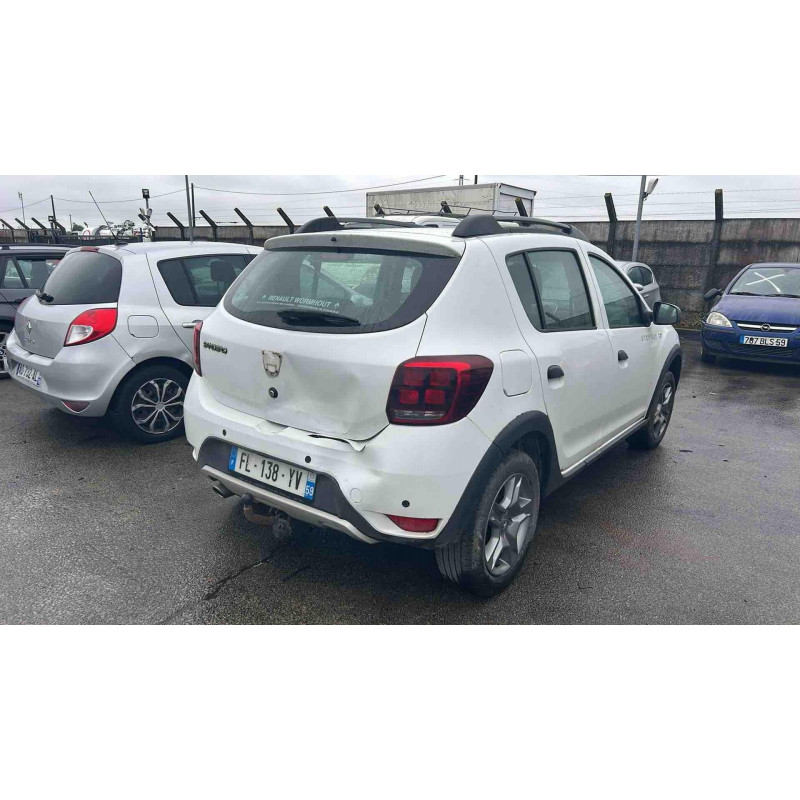 DACIA SANDERO 2 PHASE 2 0.9i - 12V TURBO TCE 90 Photo n°4