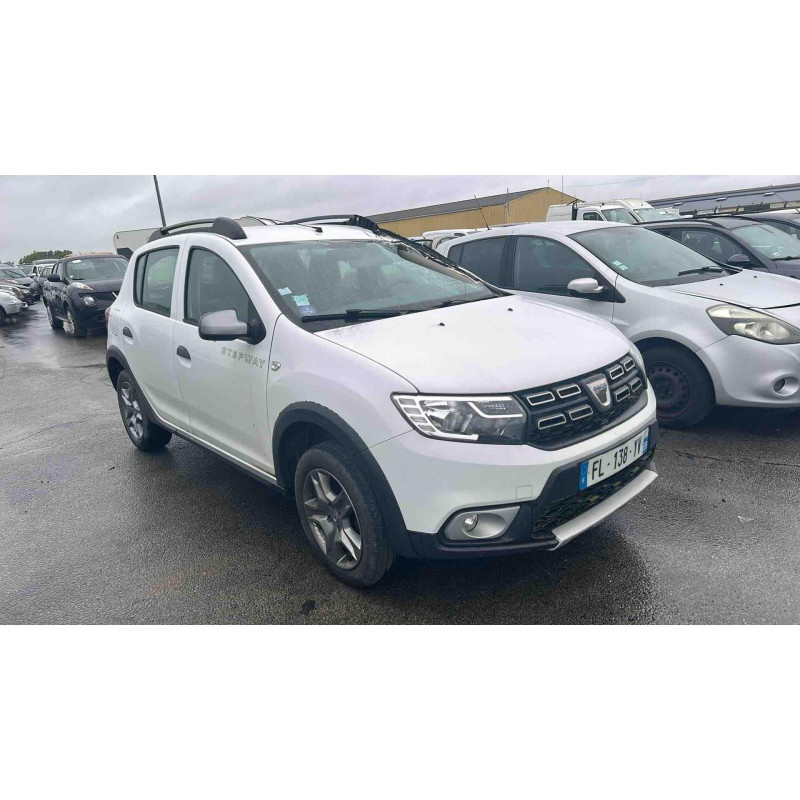 DACIA SANDERO 2 PHASE 2 0.9i - 12V TURBO TCE 90 Photo n°8