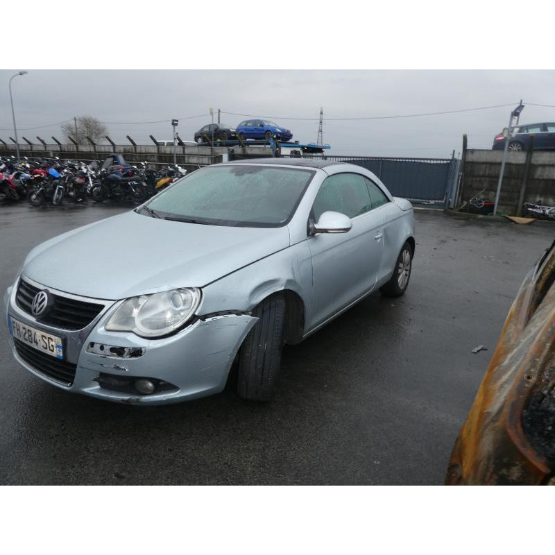 Accoudoir VOLKSWAGEN EOS Photo n°2