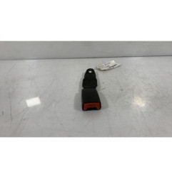 Attache ceinture arriere droit SUZUKI ALTO 3 Photo n°1