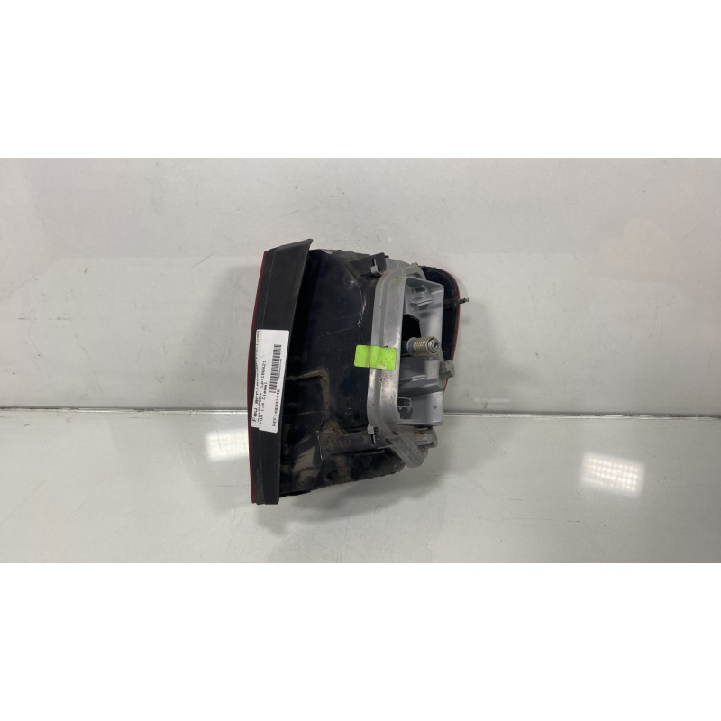 Feu arriere principal gauche (feux) VOLKSWAGEN FOX Photo n°2