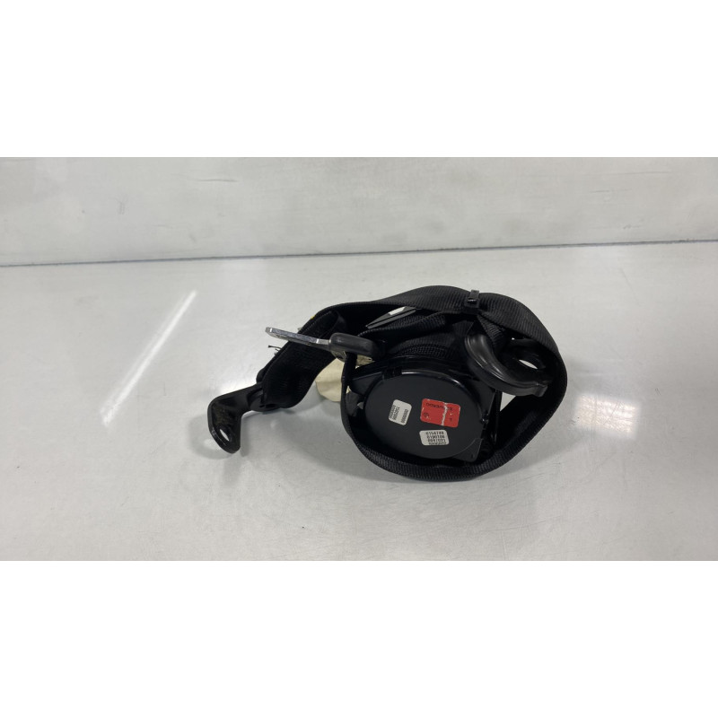 Ceinture arriere gauche VOLKSWAGEN FOX Photo n°3