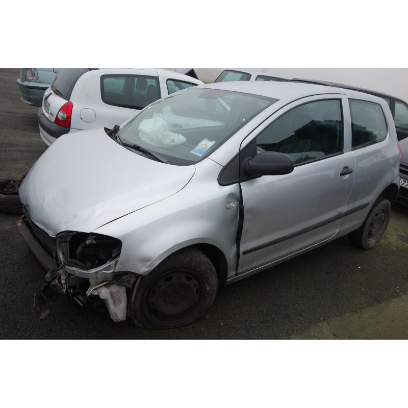 Ceinture arriere gauche VOLKSWAGEN FOX Photo n°4