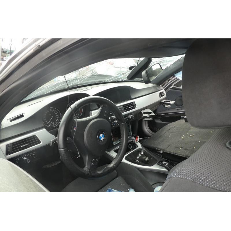 Feu arriere secondaire gauche (feux) BMW SERIE 3 E90 Photo n°8