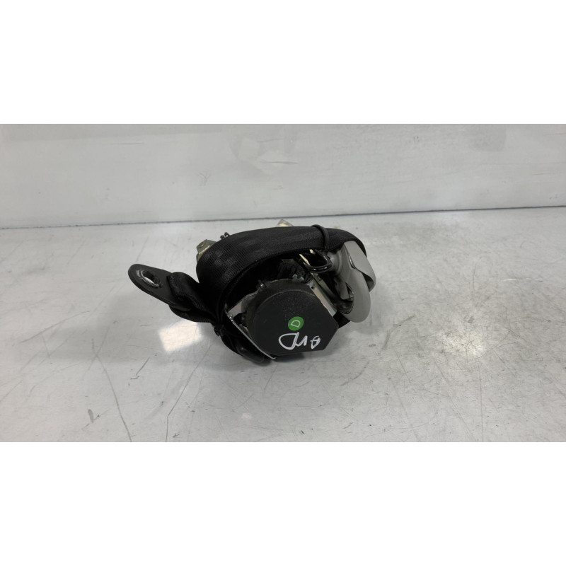 Pretensionneur de ceinture avant droit VOLKSWAGEN FOX Photo n°2