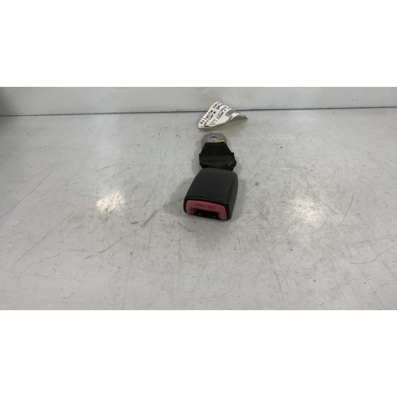 Attache ceinture arriere gauche TOYOTA AYGO 1 Photo n°2