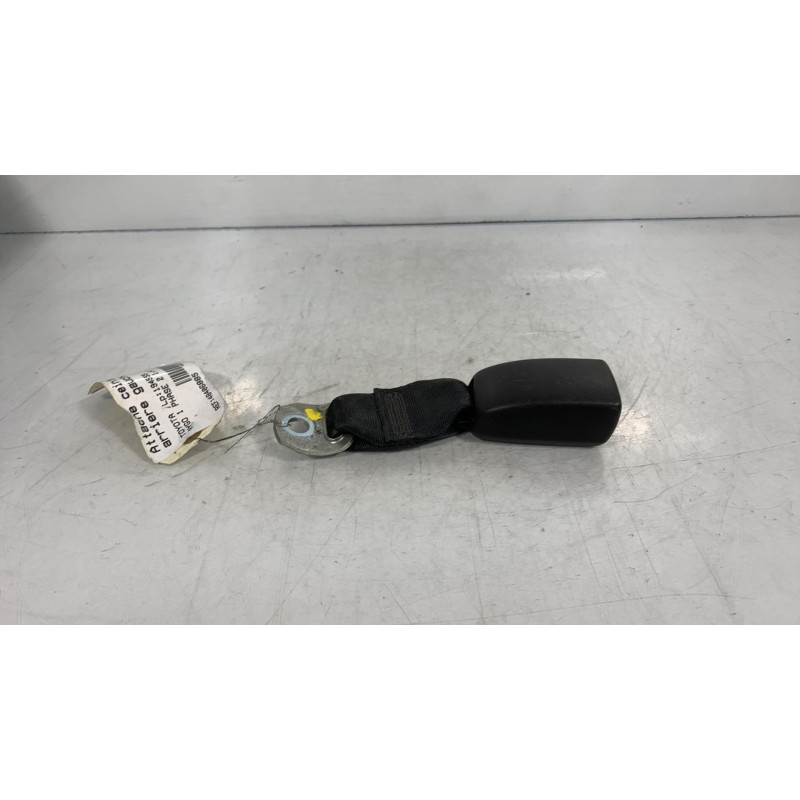 Attache ceinture arriere gauche TOYOTA AYGO 1 Photo n°3