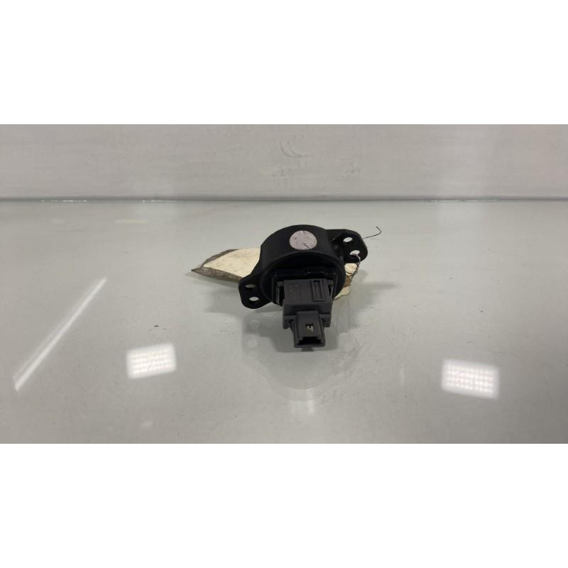 Bouton de warning CITROEN C1 2 Photo n°1