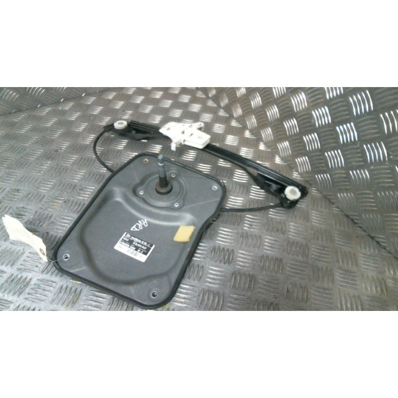 Leve vitre mecanique arriere droit SKODA FABIA 2 Photo n°1