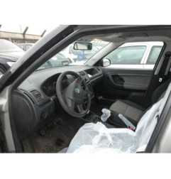 Leve vitre mecanique arriere droit SKODA FABIA 2