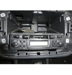 Leve vitre mecanique arriere droit SKODA FABIA 2